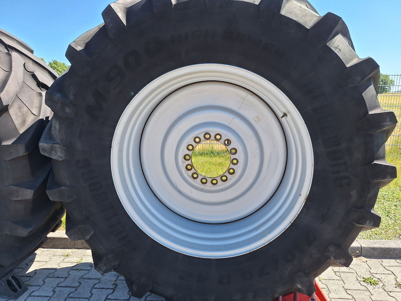 Trelleborg Trelleborg - Lốp cho Máy móc xây dựng: hình 2 Trelleborg Trelleborg - Lốp cho Máy móc xây dựng: hình 2