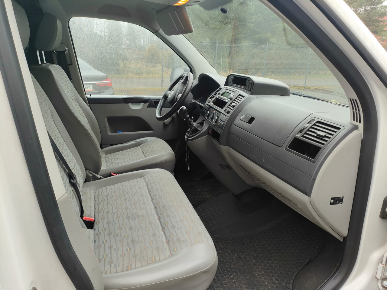 Volkswagen Transporter T 5.1 - Xe hơi: hình 4 Volkswagen Transporter T 5.1 - Xe hơi: hình 4