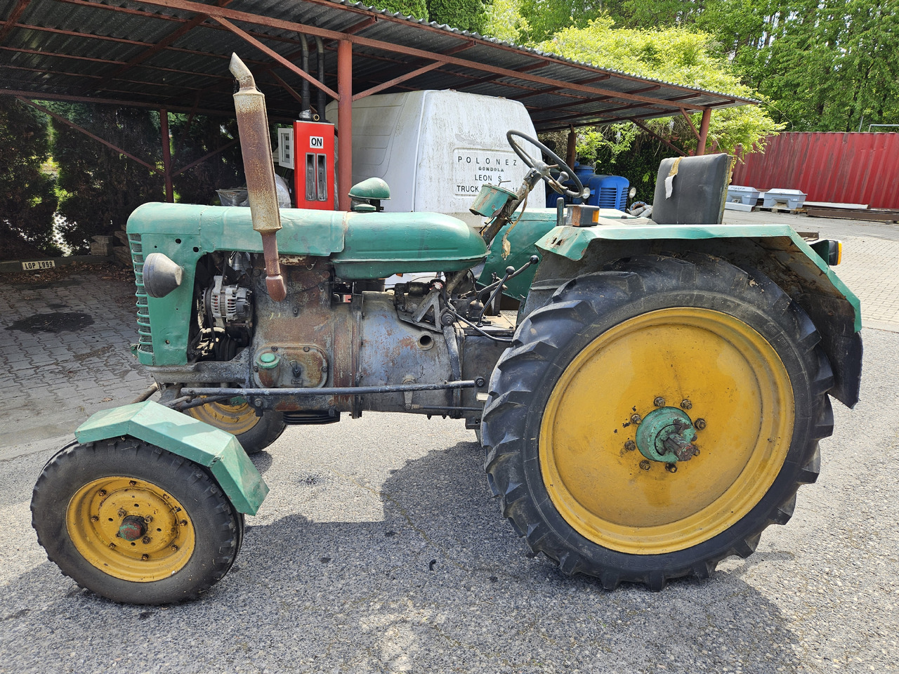 Zetor 25 - Máy cày: hình 2 Zetor 25 - Máy cày: hình 2