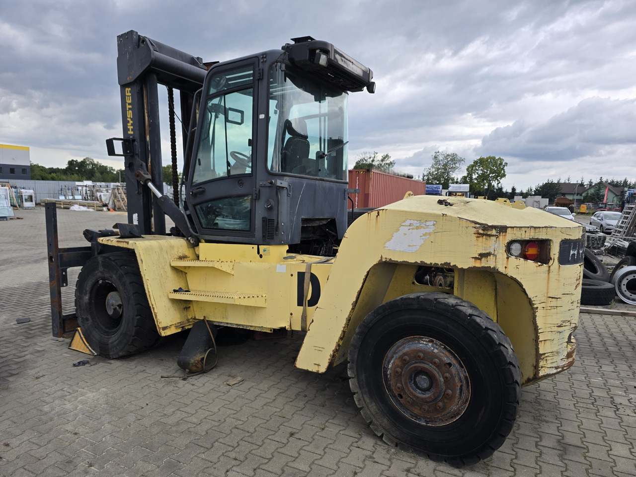 Hyster H16XM-6 - Xe nâng diesel: hình 3 Hyster H16XM-6 - Xe nâng diesel: hình 3