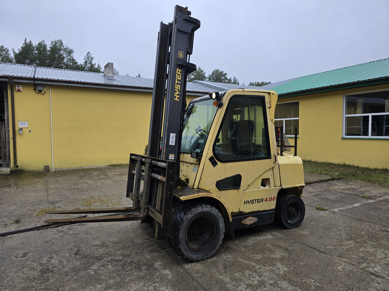 Hyster H4.00XM-5 - Xe nâng diesel: hình 1 Hyster H4.00XM-5 - Xe nâng diesel: hình 1