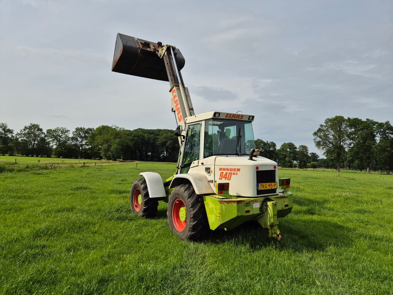 Claas Ranger 940 RX - Máy xúc lật bánh lốp: hình 5 Claas Ranger 940 RX - Máy xúc lật bánh lốp: hình 5