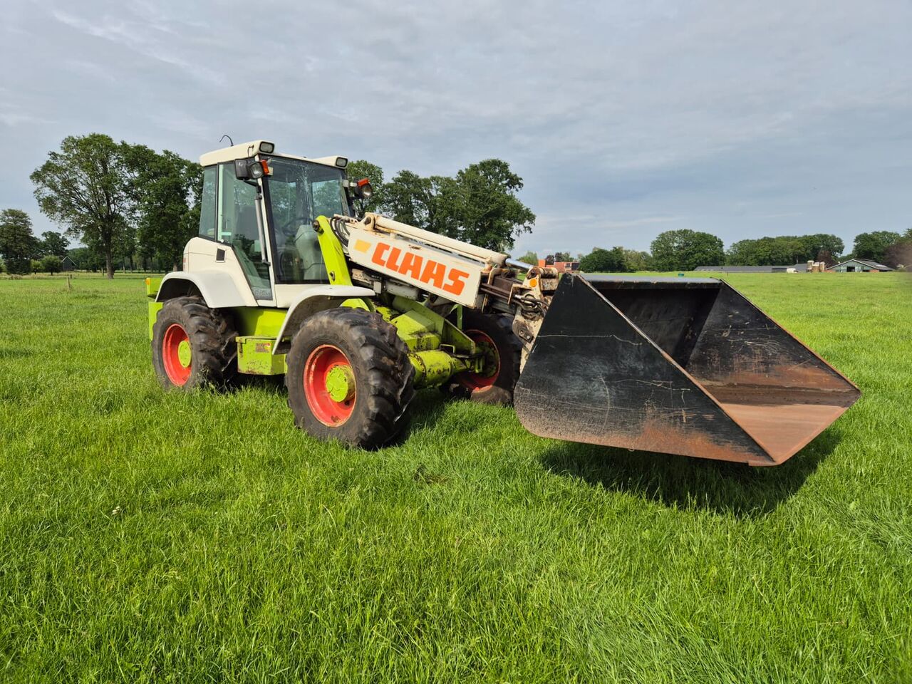 Claas Ranger 940 RX - Máy xúc lật bánh lốp: hình 3 Claas Ranger 940 RX - Máy xúc lật bánh lốp: hình 3