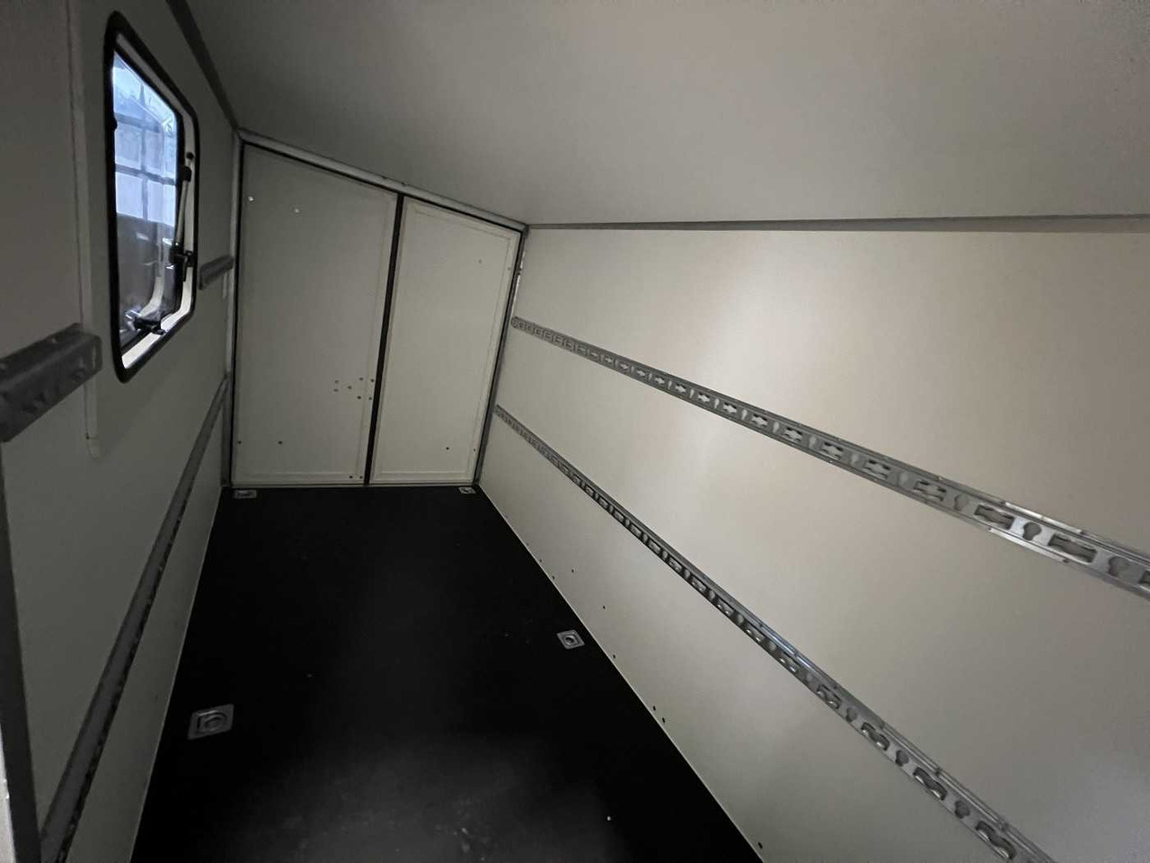 Rơ moóc hộp kín mới BLYSS F1330HD Seitentür,Fenster Kofferanhänger: hình 19