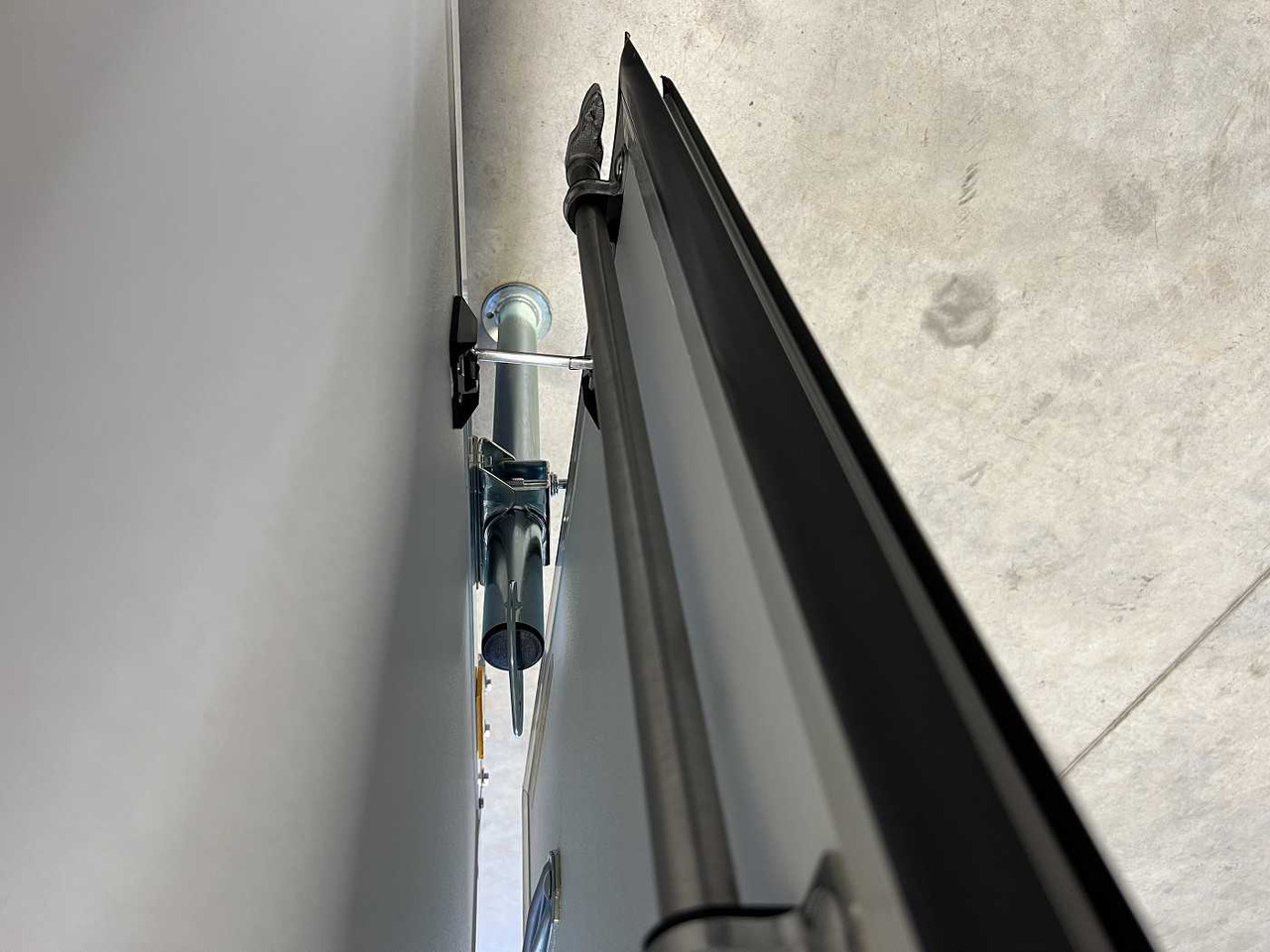 Rơ moóc hộp kín mới BLYSS F1330HD Seitentür,Fenster Kofferanhänger: hình 17