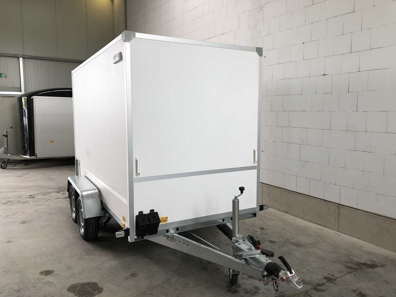 BLYSS F2030HTD Kofferanhänger - Rơ moóc hộp kín: hình 4 BLYSS F2030HTD Kofferanhänger - Rơ moóc hộp kín: hình 4