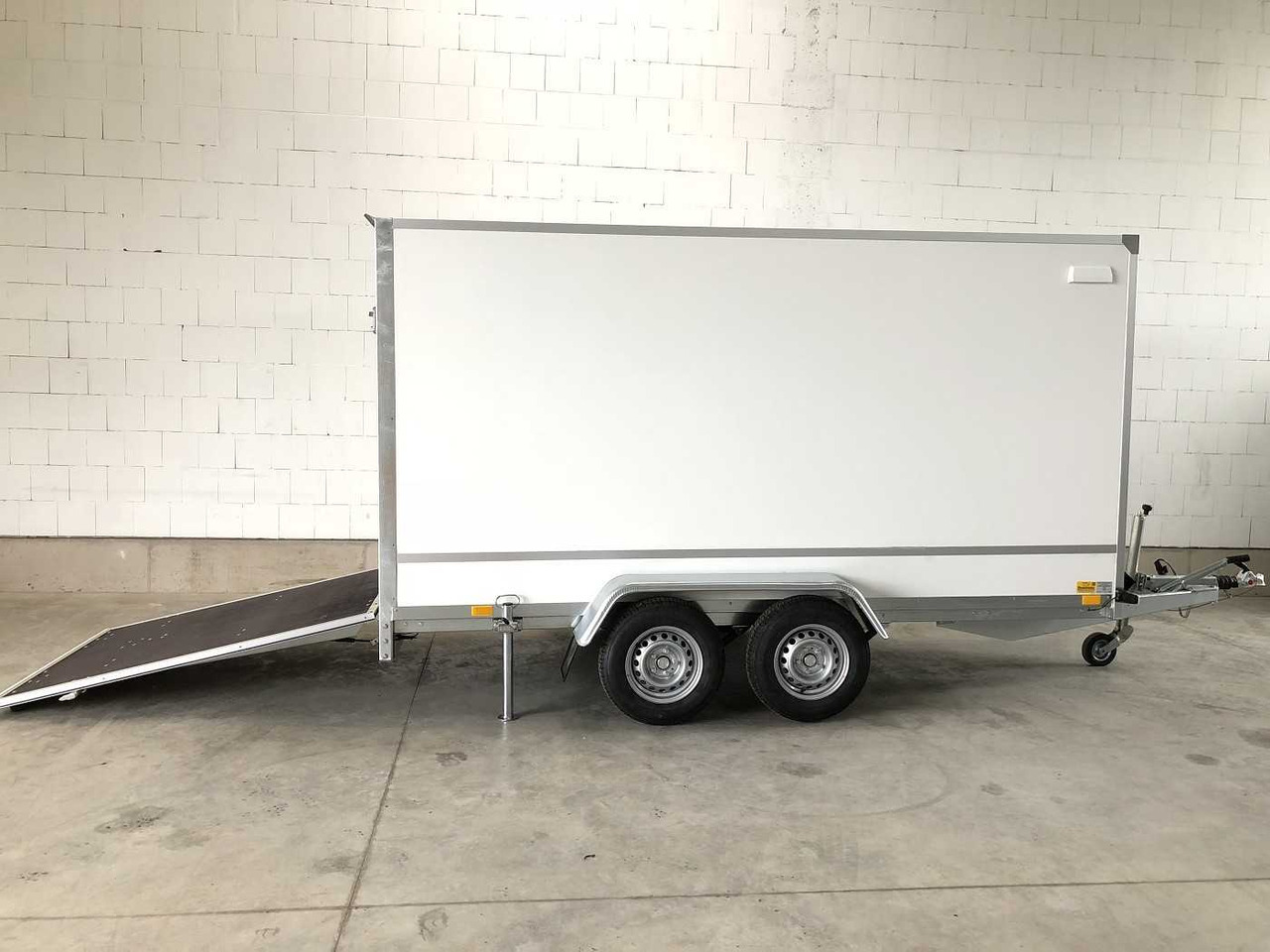 BLYSS F2736HTD Rampe Kofferanhänger - Rơ moóc hộp kín: hình 3 BLYSS F2736HTD Rampe Kofferanhänger - Rơ moóc hộp kín: hình 3