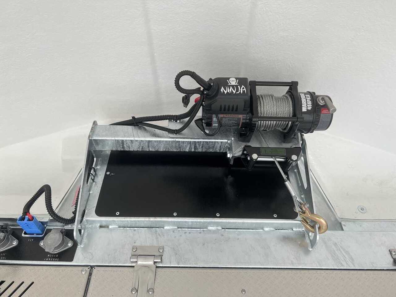 Cho thuê BRIAN_JAMES Race Transporter 6 ALF Autotransporter geschloss BRIAN_JAMES Race Transporter 6 ALF Autotransporter geschloss: hình 18