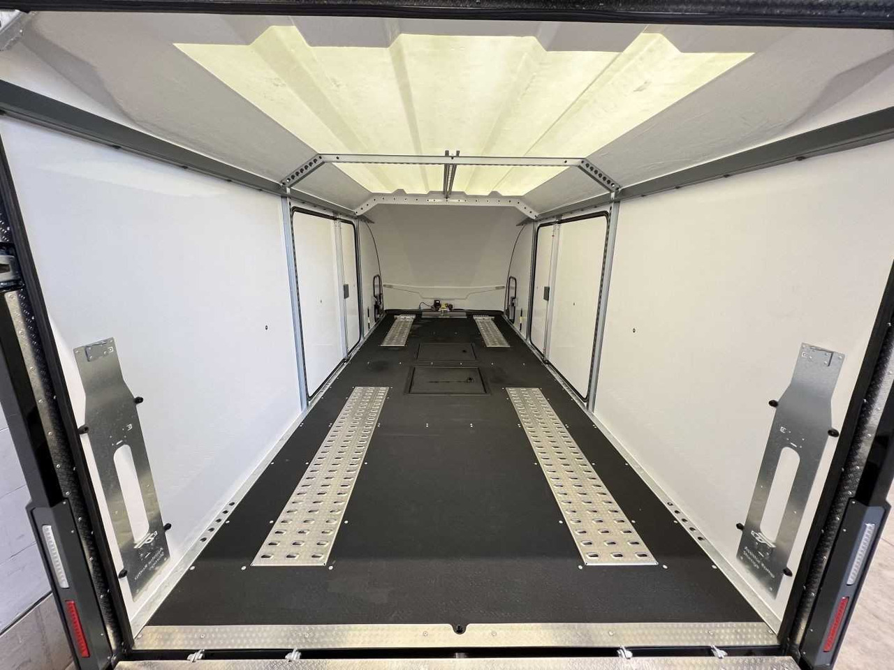 Rơ moóc tự động vận chuyển mới BRIAN_JAMES Race Transporter 7 Autotransporter geschlossen: hình 6