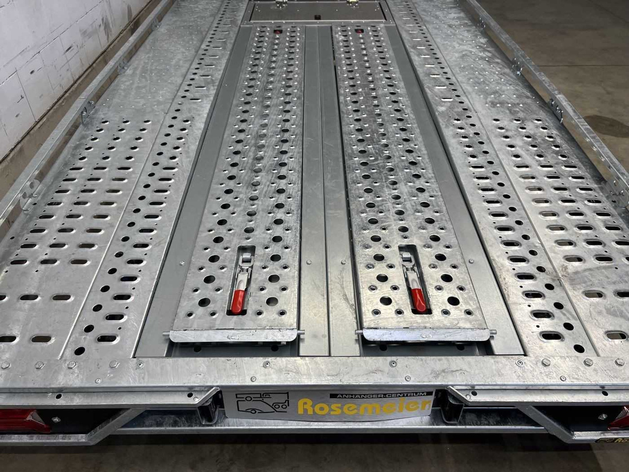 BRIAN_JAMES T Transporter 231-4520-30-2-10 Autotransporter - Rơ moóc tự động vận chuyển: hình 5 BRIAN_JAMES T Transporter 231-4520-30-2-10 Autotransporter - Rơ moóc tự động vận chuyển: hình 5
