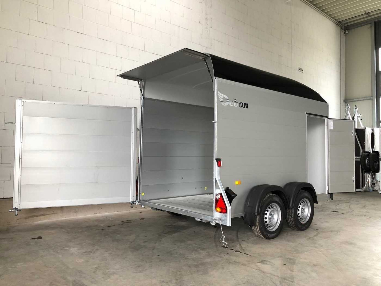 CHEVAL LIBERTE C500 Roadster 2 Türen Kofferanhänger - Rơ moóc xe máy: hình 4 CHEVAL LIBERTE C500 Roadster 2 Türen Kofferanhänger - Rơ moóc xe máy: hình 4