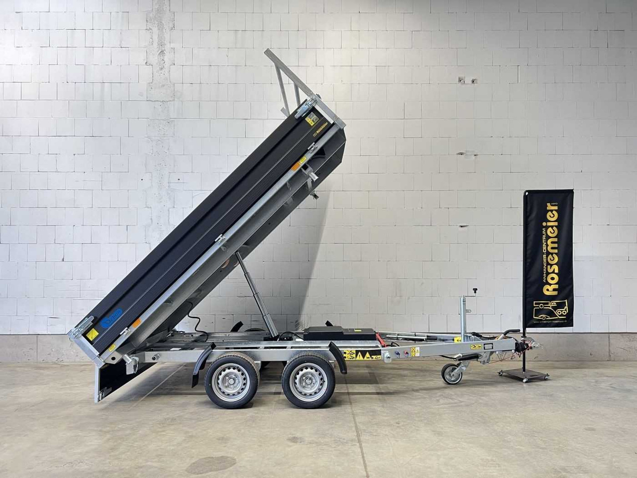 CHEVAL LIBERTE PW3.3E Black Dreiseitenkipper - Rơ moóc ben: hình 1 CHEVAL LIBERTE PW3.3E Black Dreiseitenkipper - Rơ moóc ben: hình 1