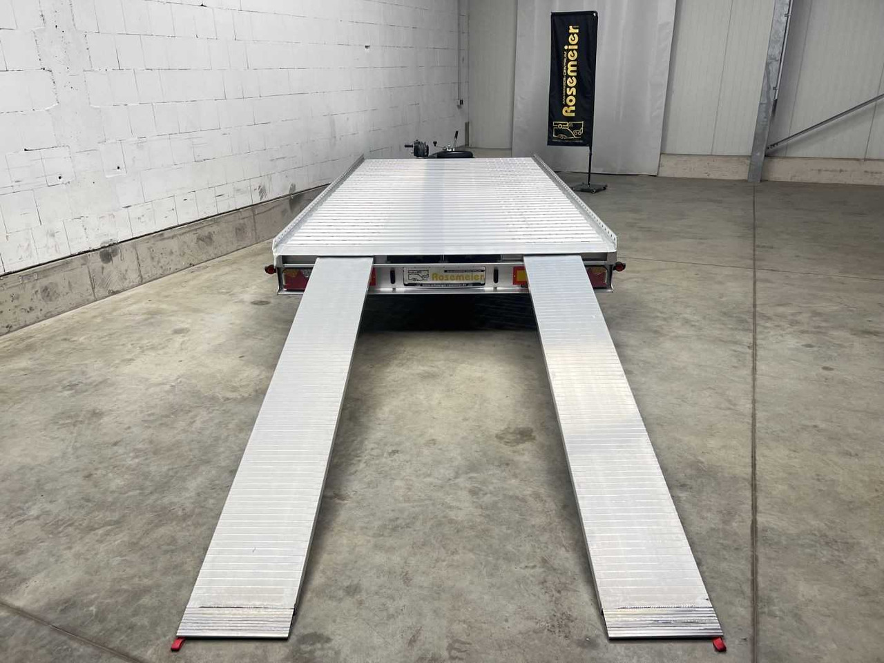 GROMEX L2-3000-4.55 Autotransporter - Rơ moóc tự động vận chuyển: hình 5 GROMEX L2-3000-4.55 Autotransporter - Rơ moóc tự động vận chuyển: hình 5