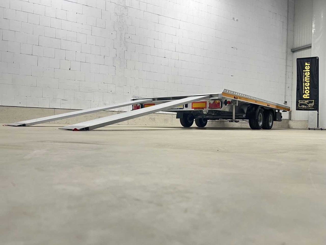 GROMEX L2-3000-4.55 Autotransporter - Rơ moóc tự động vận chuyển: hình 4 GROMEX L2-3000-4.55 Autotransporter - Rơ moóc tự động vận chuyển: hình 4