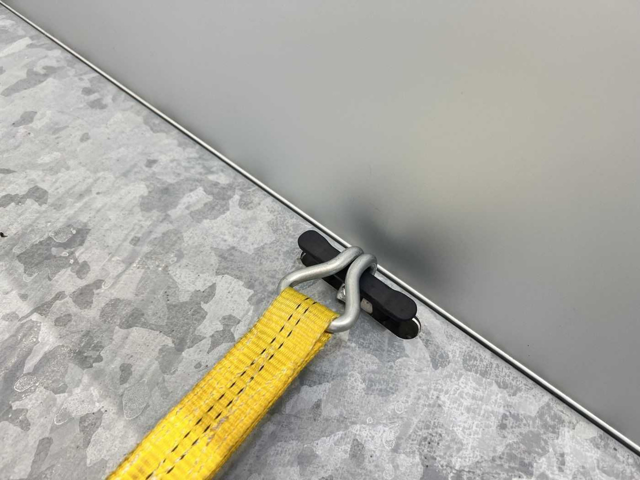 Rơ moóc ben mới HUMBAUR HTK 3500.31 Dreiseitenkipper: hình 9