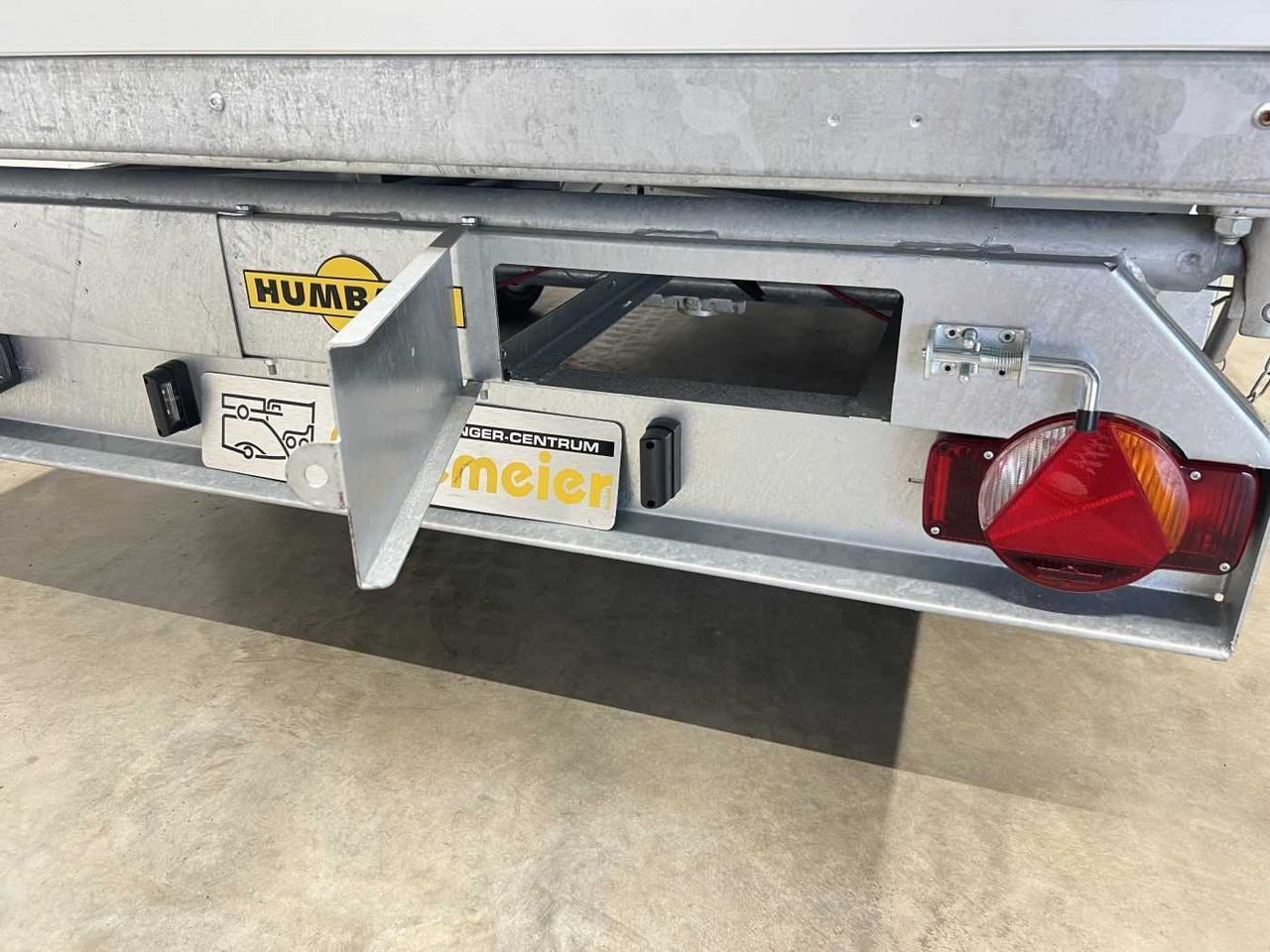 Rơ moóc ben mới HUMBAUR HTK 3500.31 Dreiseitenkipper: hình 11