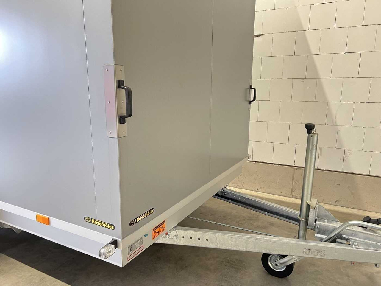 Rơ moóc hộp kín mới VEZEKO TK C 27.40 SP Kombi Rampe Sond Kofferanhänger: hình 24
