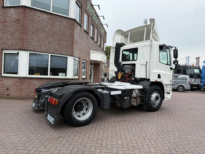 DAF CF 75 CF75-250 EURO5 - DAG CABINE MET RUIT- IDEAAL ALS RANGEERTREKKER-LAGE KM STAND!!!!!! - Xe đầu kéo: hình 4 DAF CF 75 CF75-250 EURO5 - DAG CABINE MET RUIT- IDEAAL ALS RANGEERTREKKER-LAGE KM STAND!!!!!! - Xe đầu kéo: hình 4