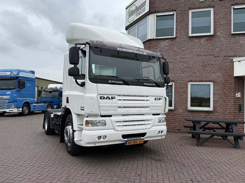 DAF CF 75 CF75-250 EURO5 - DAG CABINE MET RUIT- IDEAAL ALS RANGEERTREKKER-LAGE KM STAND!!!!!! - Xe đầu kéo: hình 1 DAF CF 75 CF75-250 EURO5 - DAG CABINE MET RUIT- IDEAAL ALS RANGEERTREKKER-LAGE KM STAND!!!!!! - Xe đầu kéo: hình 1