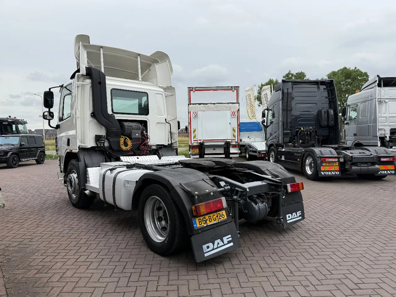 DAF CF 75 CF75-250 EURO5 - DAG CABINE MET RUIT- IDEAAL ALS RANGEERTREKKER-LAGE KM STAND!!!!!! - Xe đầu kéo: hình 3 DAF CF 75 CF75-250 EURO5 - DAG CABINE MET RUIT- IDEAAL ALS RANGEERTREKKER-LAGE KM STAND!!!!!! - Xe đầu kéo: hình 3
