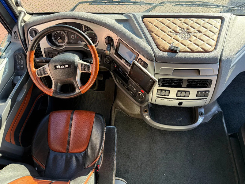 DAF XF 440 XF440 SSC / Night airco / Full leather interior / - Xe đầu kéo: hình 4 DAF XF 440 XF440 SSC / Night airco / Full leather interior / - Xe đầu kéo: hình 4