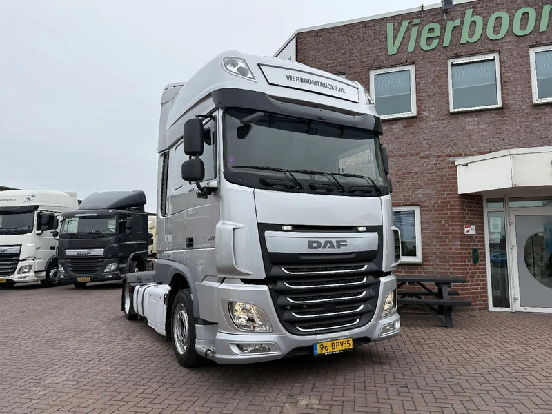 DAF XF 460 XF460 4X2 SSC Lowdeck / Silver metallic / 2x tank / night airco / - Xe đầu kéo: hình 1 DAF XF 460 XF460 4X2 SSC Lowdeck / Silver metallic / 2x tank / night airco / - Xe đầu kéo: hình 1