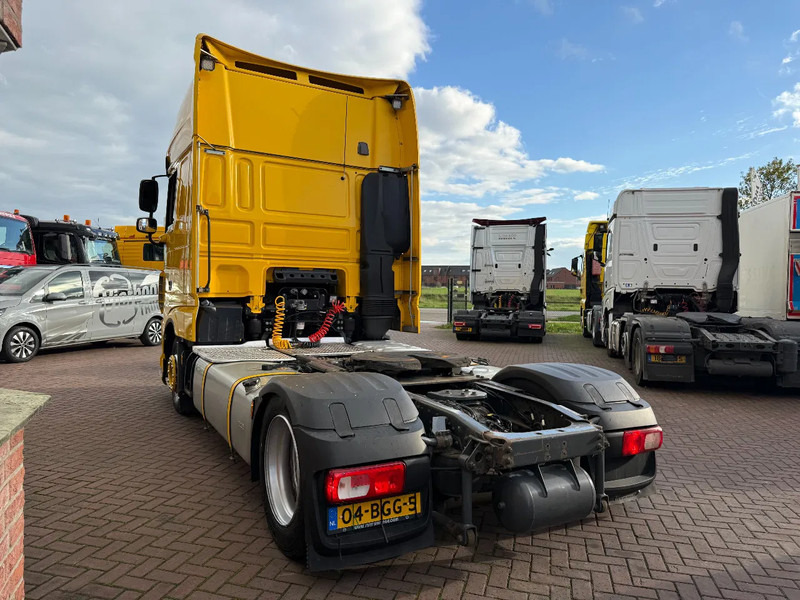 DAF XF 460 XF460 4X2 SSC / lowdeck / Holland Truck - Xe đầu kéo: hình 4 DAF XF 460 XF460 4X2 SSC / lowdeck / Holland Truck - Xe đầu kéo: hình 4