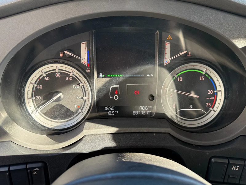 DAF XF 460 XF460 4x2 SSC / 2X Tank / only 887.721km / Holland Truck - Xe đầu kéo: hình 5 DAF XF 460 XF460 4x2 SSC / 2X Tank / only 887.721km / Holland Truck - Xe đầu kéo: hình 5