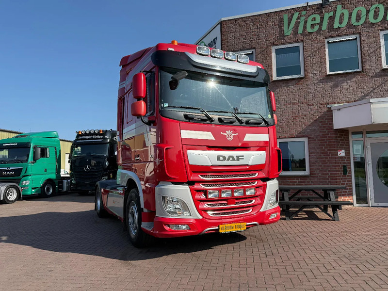 DAF XF 530 XF530 4X2 / RETARDER / ONLY 601.787KM / FULL SPOILER / MANUAL GEARBOX - Xe đầu kéo: hình 1 DAF XF 530 XF530 4X2 / RETARDER / ONLY 601.787KM / FULL SPOILER / MANUAL GEARBOX - Xe đầu kéo: hình 1