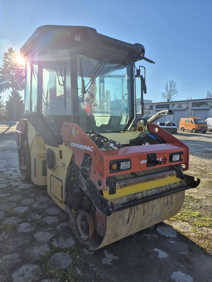 DYNAPAC CC 234HF - Máy lăn đường: hình 2 DYNAPAC CC 234HF - Máy lăn đường: hình 2