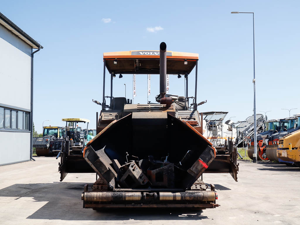 VOLVO ABG P6820C - Máy lát nhựa đường: hình 3 VOLVO ABG P6820C - Máy lát nhựa đường: hình 3