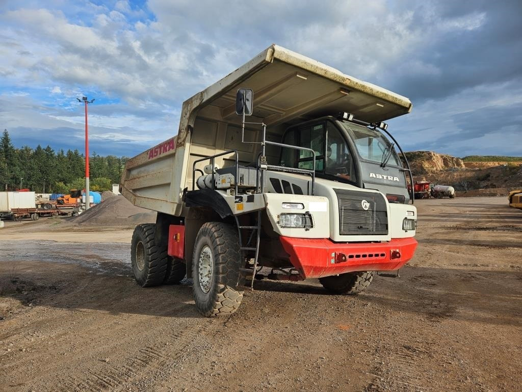 ASTRA RD 28 C - Xe ben cứng/ Xe chở đá: hình 5 ASTRA RD 28 C - Xe ben cứng/ Xe chở đá: hình 5