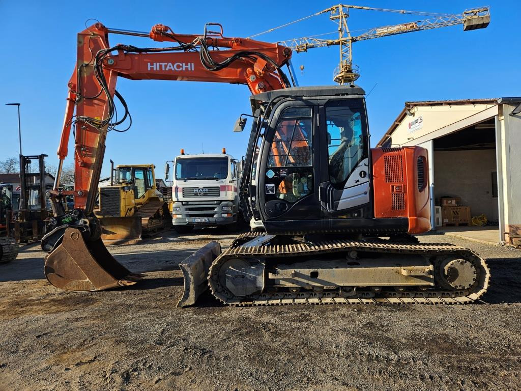 Máy xúc bánh xích HITACHI EX 135 US-5: hình 10 Máy xúc bánh xích HITACHI EX 135 US-5: hình 10