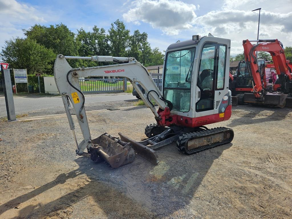 TAKEUCHI TB 219 - Máy xúc mini: hình 1 TAKEUCHI TB 219 - Máy xúc mini: hình 1