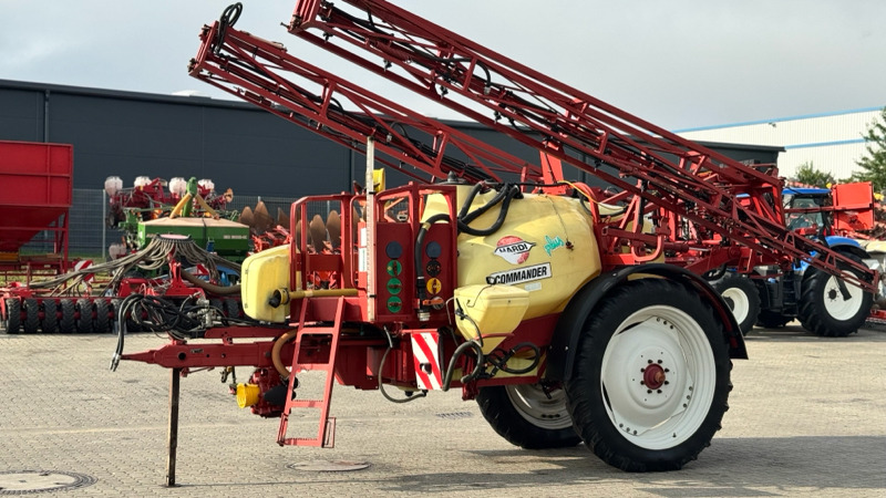 Hardi Commander 2800 Plus 24m - Máy xịt: hình 1 Hardi Commander 2800 Plus 24m - Máy xịt: hình 1