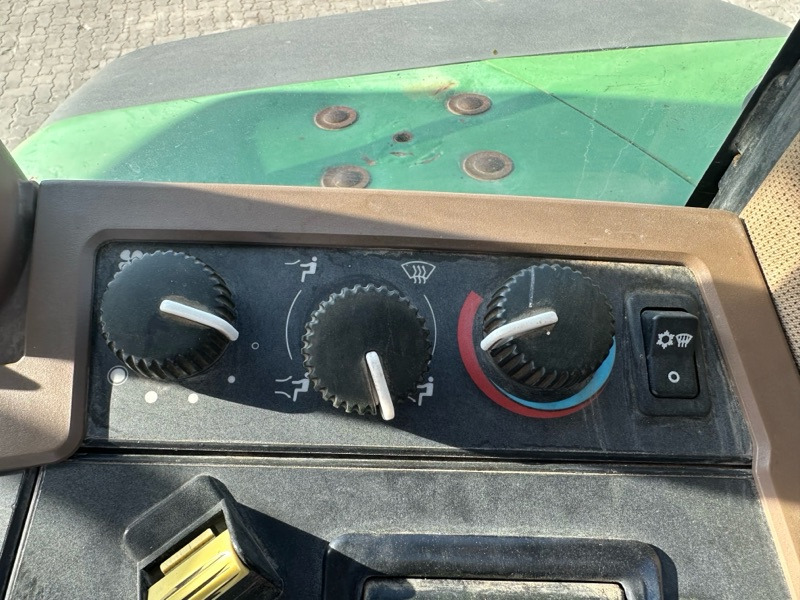 John Deere 7810 Powrquad - Máy cày: hình 3 John Deere 7810 Powrquad - Máy cày: hình 3