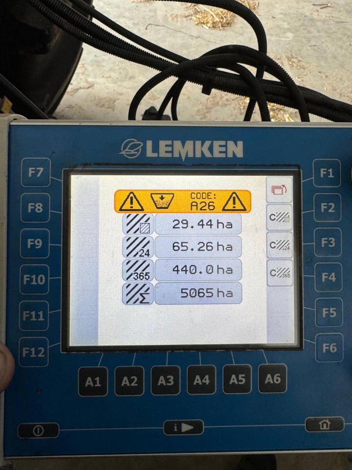Lemken Compact Solitair 9/400 Zirkon 10 starr - Máy gieo hạt liên hợp: hình 2 Lemken Compact Solitair 9/400 Zirkon 10 starr - Máy gieo hạt liên hợp: hình 2