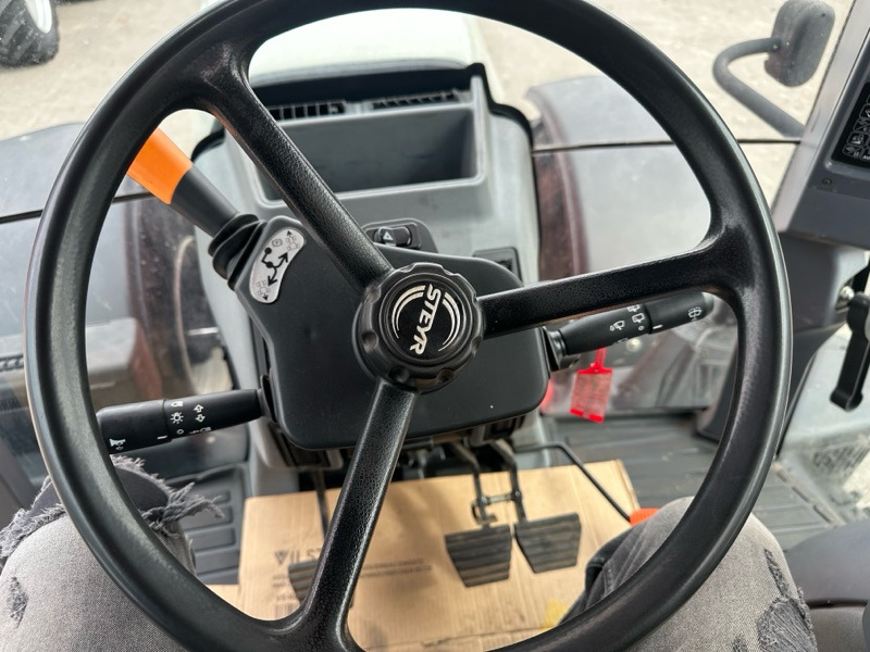 Steyr CVT 6205 - Máy cày: hình 4 Steyr CVT 6205 - Máy cày: hình 4