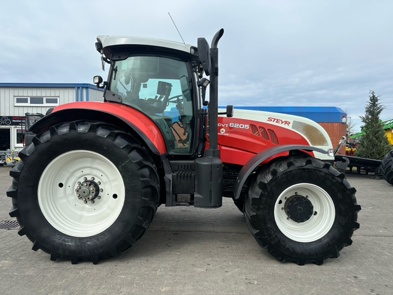 Steyr CVT 6205 - Máy cày: hình 1 Steyr CVT 6205 - Máy cày: hình 1