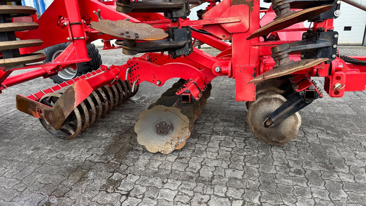 Top Agro SHARK 6.0 GRANO-SYSTEM Hydr. 6,0m - Bừa đĩa: hình 4 Top Agro SHARK 6.0 GRANO-SYSTEM Hydr. 6,0m - Bừa đĩa: hình 4