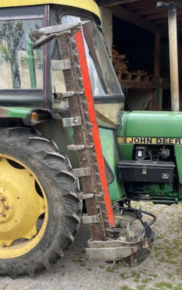 Doppelmesser-Mähwerk, Seitenanbau, passend zum John Deere 1140 - Dàn băm cỏ/ Mulcher: hình 1 Doppelmesser-Mähwerk, Seitenanbau, passend zum John Deere 1140 - Dàn băm cỏ/ Mulcher: hình 1