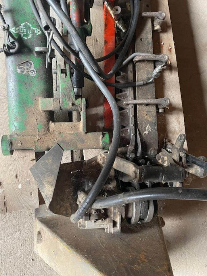 Doppelmesser-Mähwerk, Seitenanbau, passend zum John Deere 1140 - Dàn băm cỏ/ Mulcher: hình 4 Doppelmesser-Mähwerk, Seitenanbau, passend zum John Deere 1140 - Dàn băm cỏ/ Mulcher: hình 4