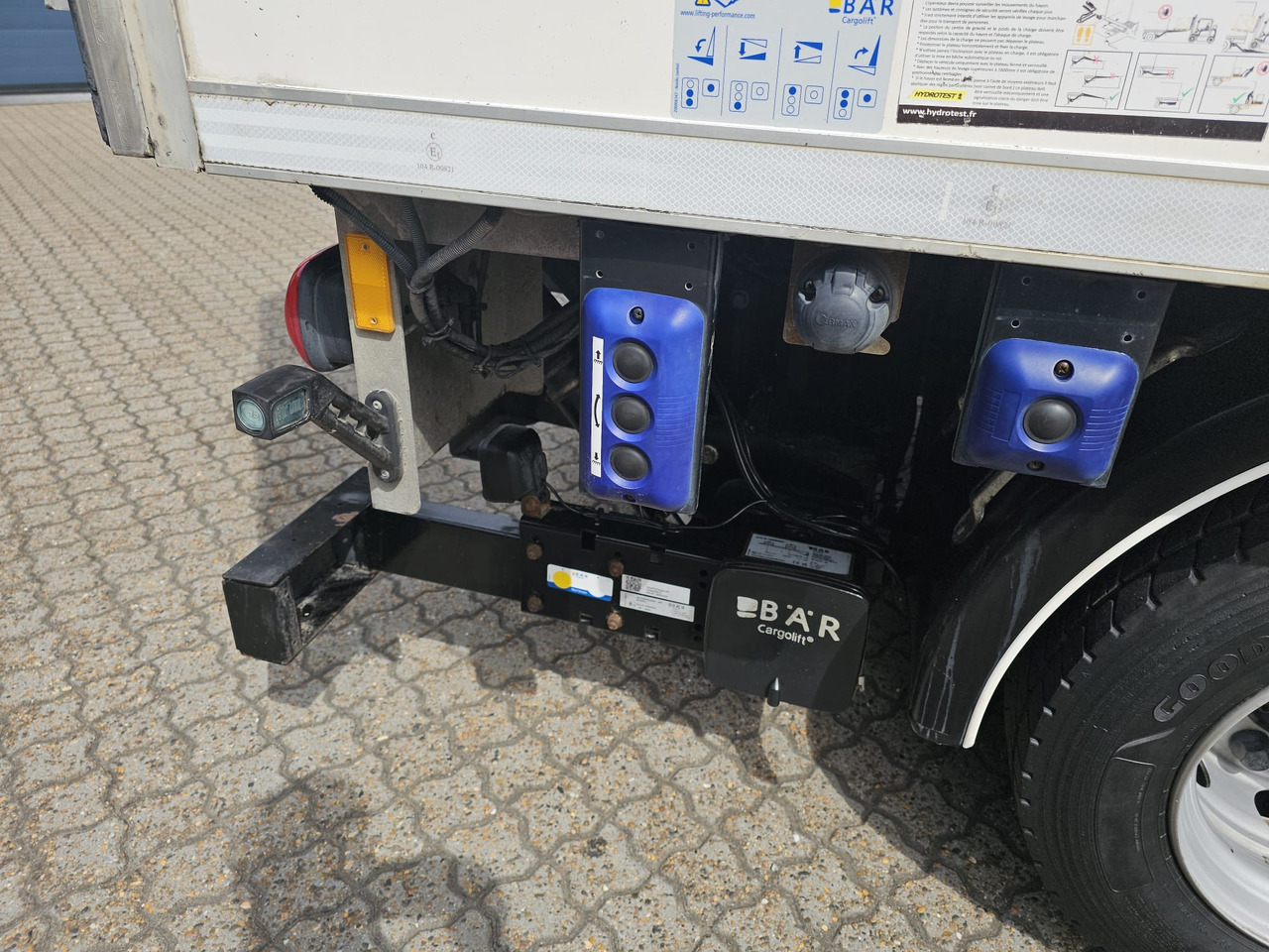 Xe tải đông lạnh DAF LF260: hình 11