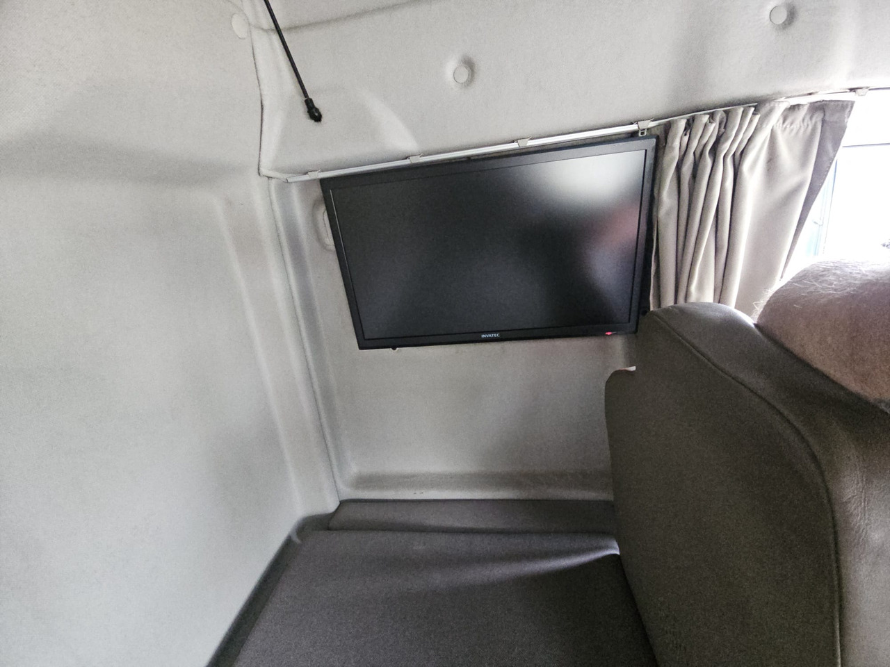 Xe chở container/ Xe tải hoán đổi thân, Xe cẩu tự hành Iveco Stralis 560 6x4: hình 44
