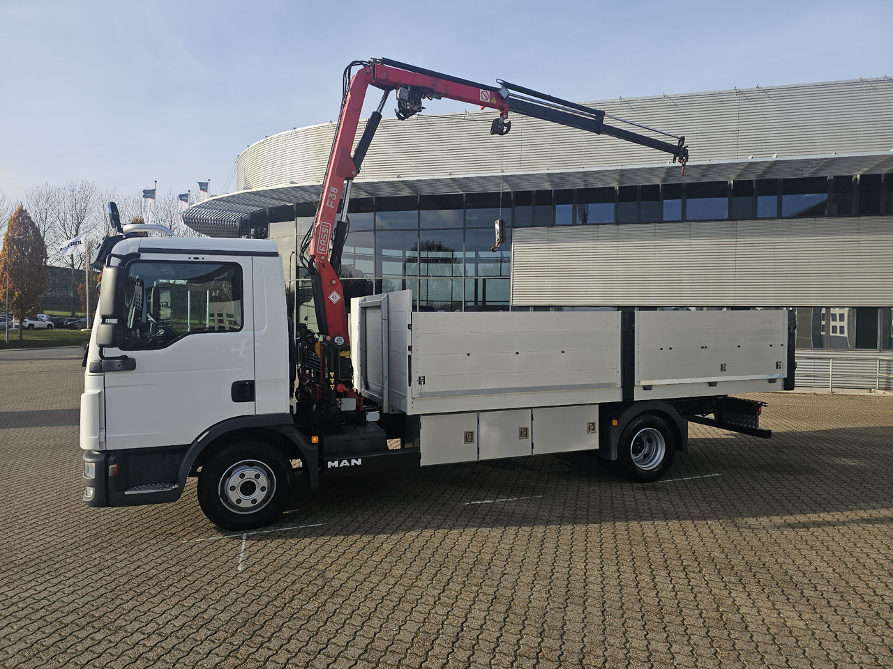 MAN TGL 10.220 - Xe ben: hình 3 MAN TGL 10.220 - Xe ben: hình 3