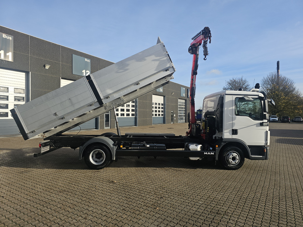 MAN TGL 10.220 - Xe ben: hình 4 MAN TGL 10.220 - Xe ben: hình 4