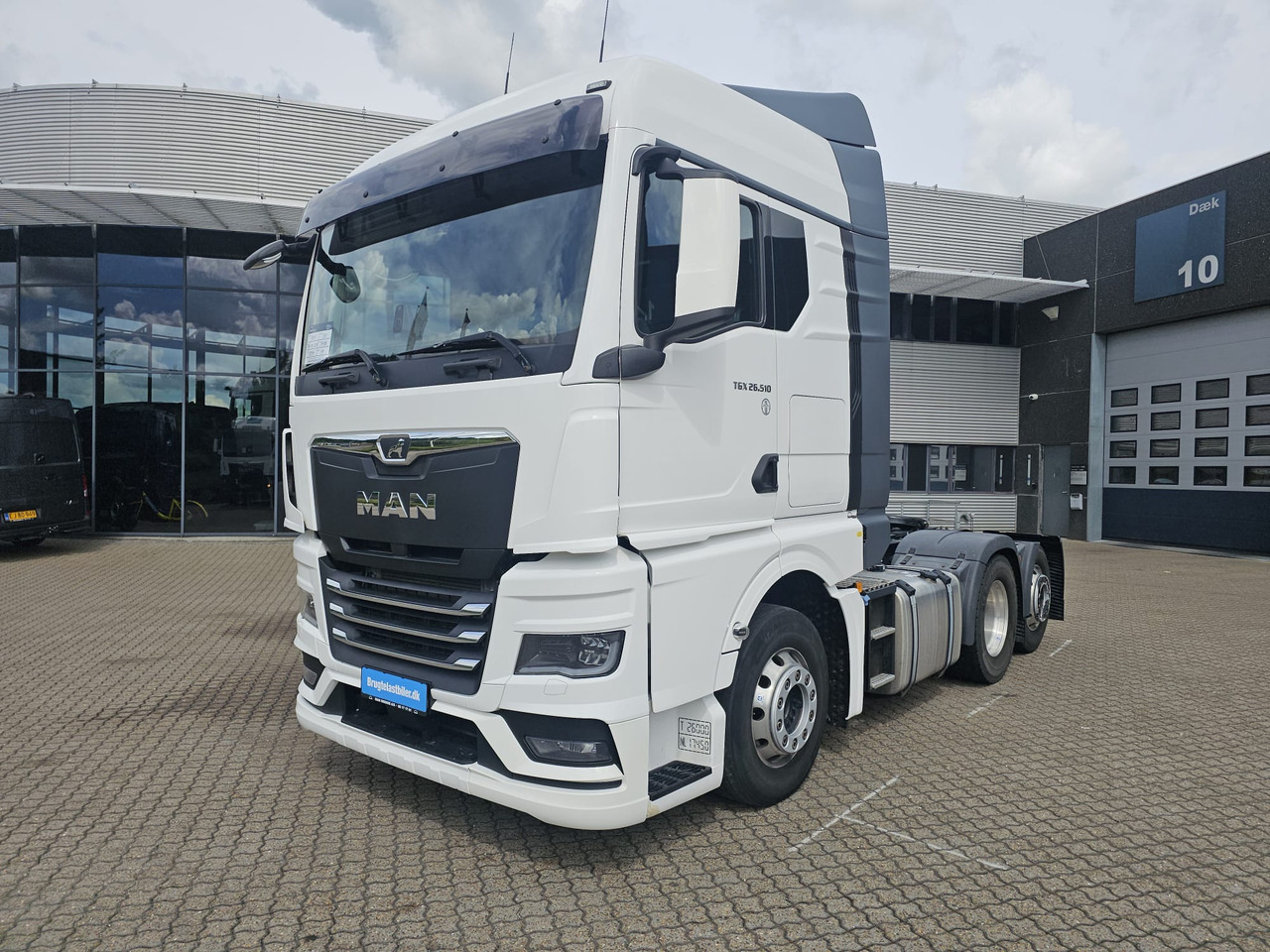 MAN TGX 26.510 6x2 - Xe đầu kéo: hình 1 MAN TGX 26.510 6x2 - Xe đầu kéo: hình 1