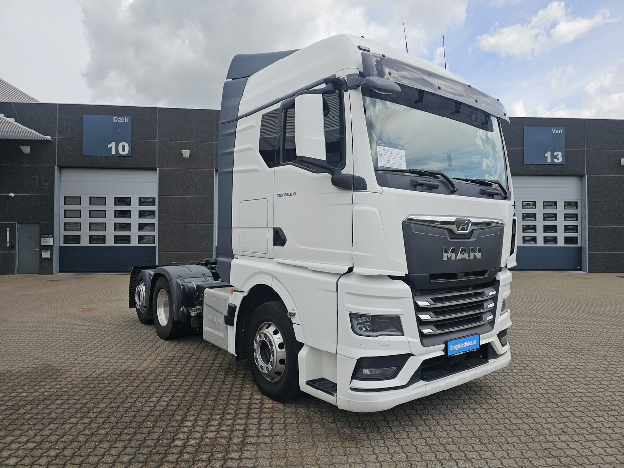 MAN TGX 26.510 6x2 - Xe đầu kéo: hình 2 MAN TGX 26.510 6x2 - Xe đầu kéo: hình 2