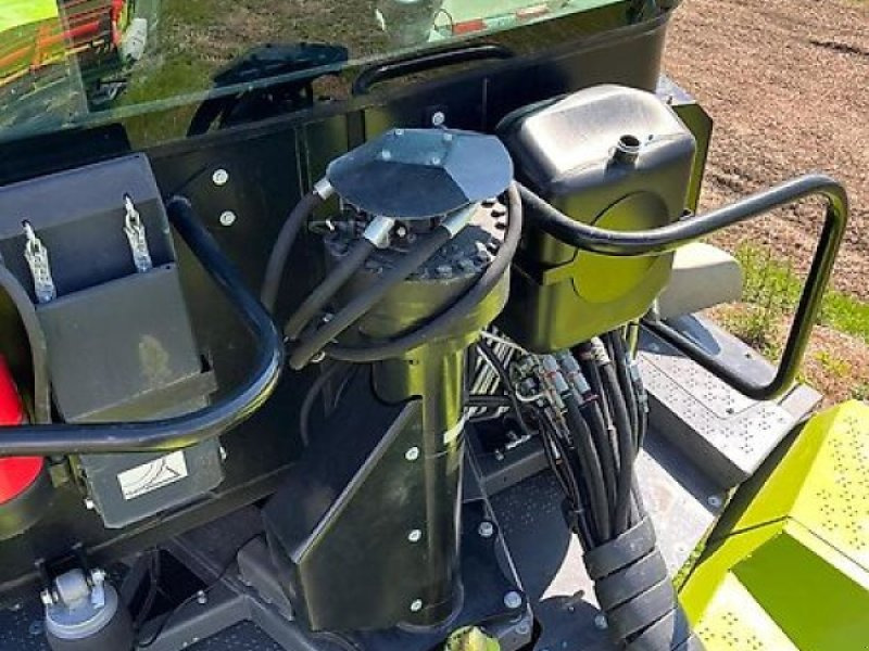 CLAAS Xerion 4200 Trac VC - Máy cày: hình 5 CLAAS Xerion 4200 Trac VC - Máy cày: hình 5