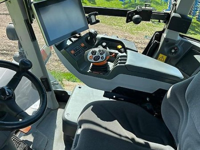CLAAS Xerion 4200 Trac VC - Máy cày: hình 2 CLAAS Xerion 4200 Trac VC - Máy cày: hình 2
